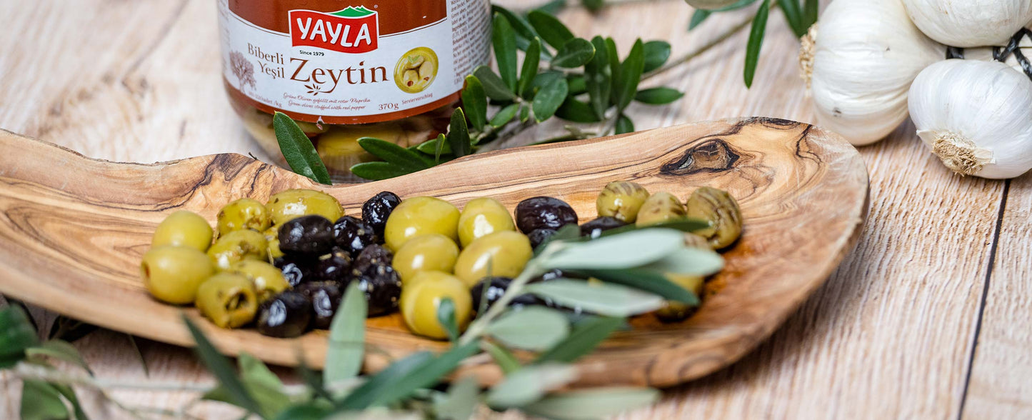 Yayla Grüne Eingeritzte Oliven 370g Vorrat