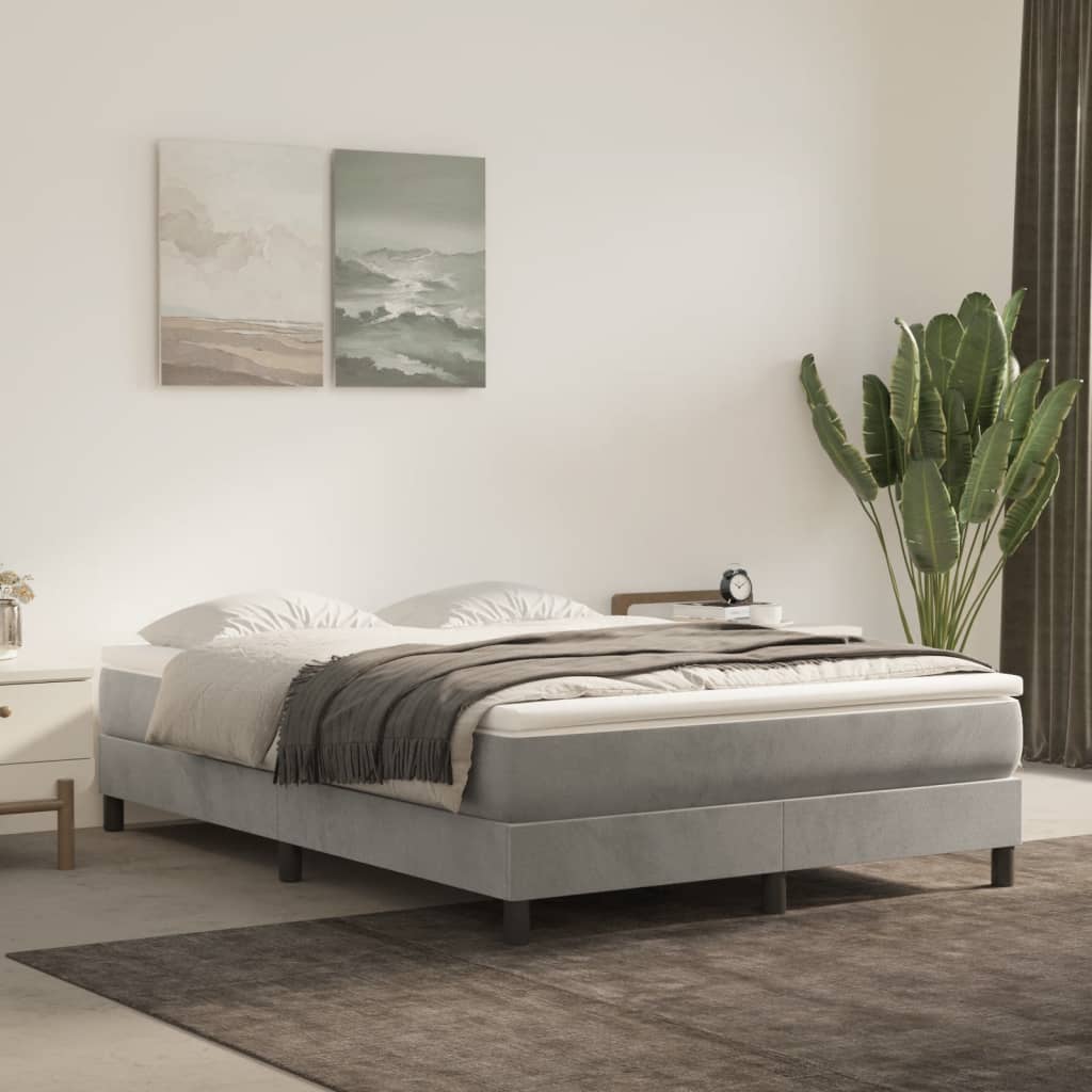 JUNG Vida Boxspringbett mit Matratze Hellgrau 140x200 cm Samt