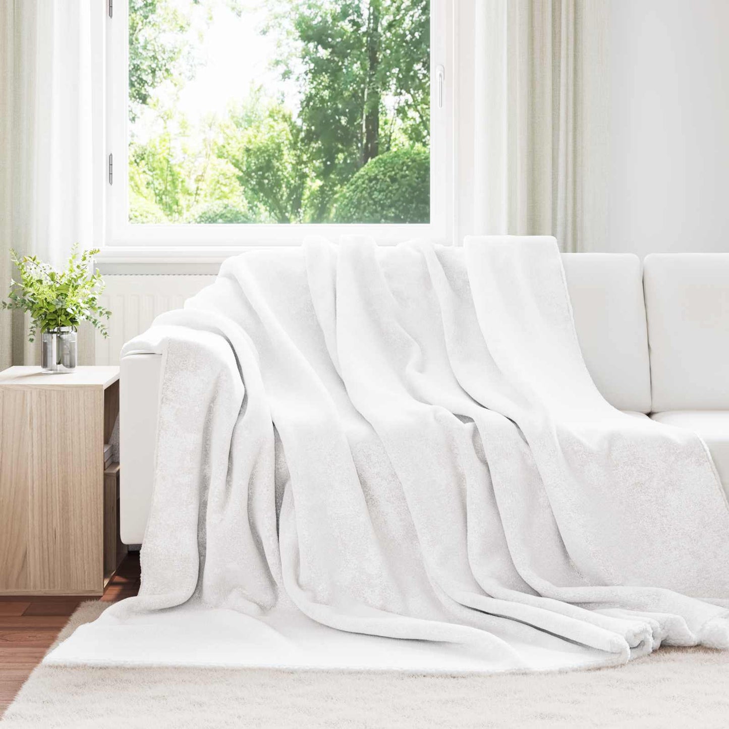 JUNG Vida Überwurfdecke Weiß 240 x 270 cm Fleece