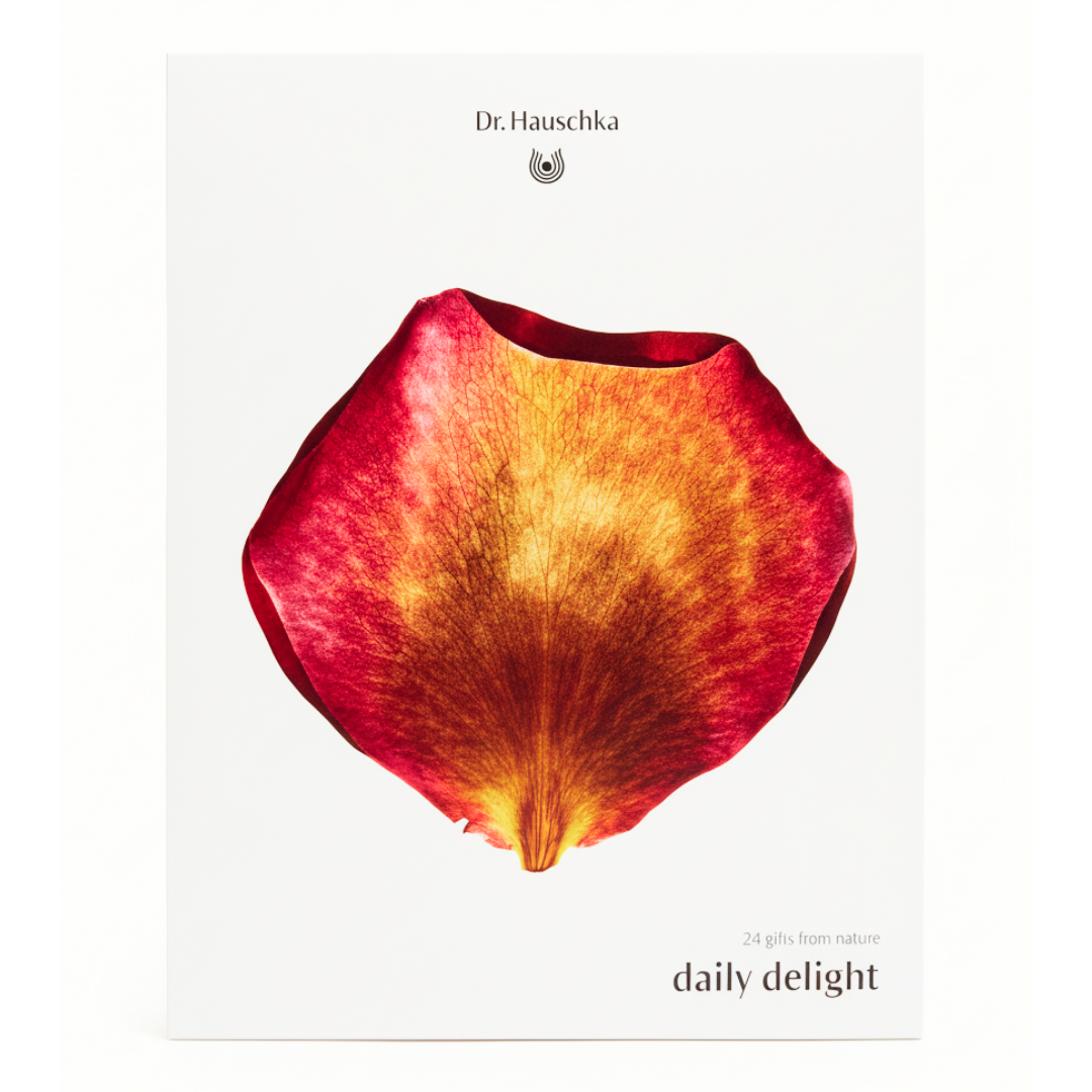 Dr. Hauschka Frauen Adventskalender 2025 - Gesichtspflege, Körperpflege, Handpflege, Lippenpflege, Make-up, für Mädchen und Damen Advent ( Wert 250€ )