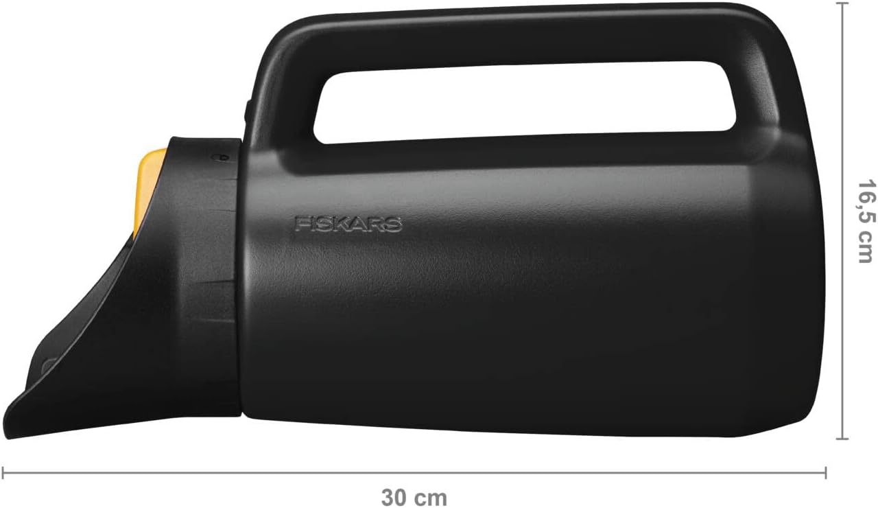 Fiskars Solid Handstreuer 1057076 aus glasfaserverstärktem Kunststoff, für Sand, Salz, Dünger, mit 3-Stufen Dosiersystem, 286 g, wetterfestes Streugerät für Garten, Balkon, Beet, Gewächshaus