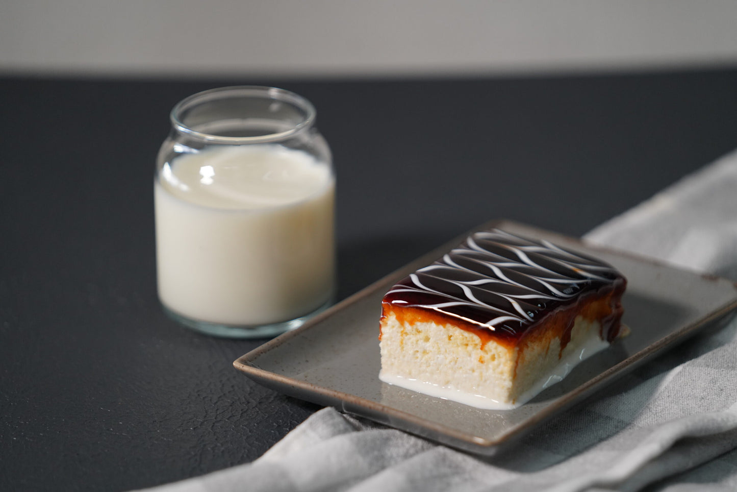 Kelmendi Trilece Karamel würzige Spezialitätensauce 700g Würzsauce