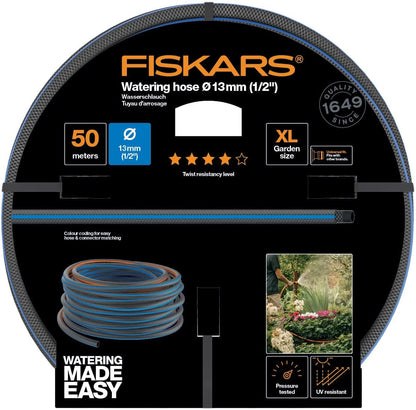Fiskars Wasserschlauch XL 50 m, Schwerer Gartenschlauch für Gartenbewässerung, UV-beständig, Druckgeprüft, Hohe Verwindungssteifigkeit, 7 kg Kunststoff Wasserschlauch, Phthalatfrei, Ø 1,3 cm (1/2''), Schwarz/Orange/Blau