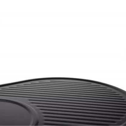 ALPINA Raclette-Eisengrill Gourmet Partygrill für 8 Personen mit Antihaftbeschichtung, 1200 Watt Leistung, Abnehmbare Grillplatte, 8 Raclette-Pfännchen, 8 Spatel, Hitzebeständiges Gehäuse, Kompaktes Design