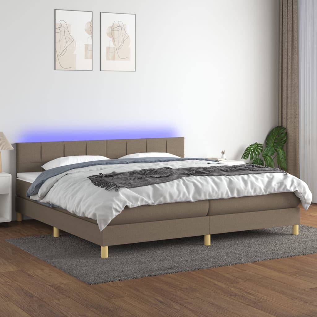 JUNG Vida Boxspringbett mit Matratze & LED Taupe 200x200 cm Stoff