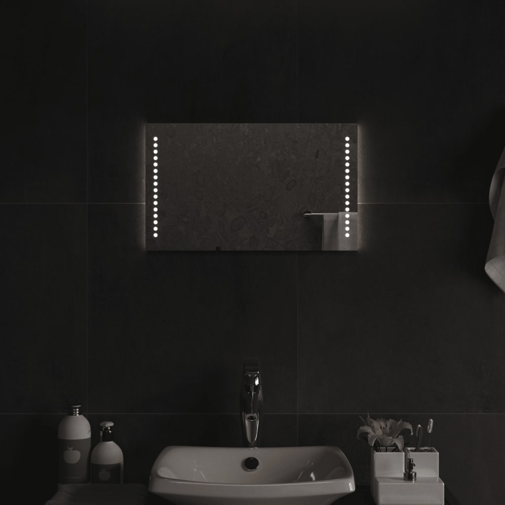 JUNG Vida LED-Badspiegel 30x50 cm