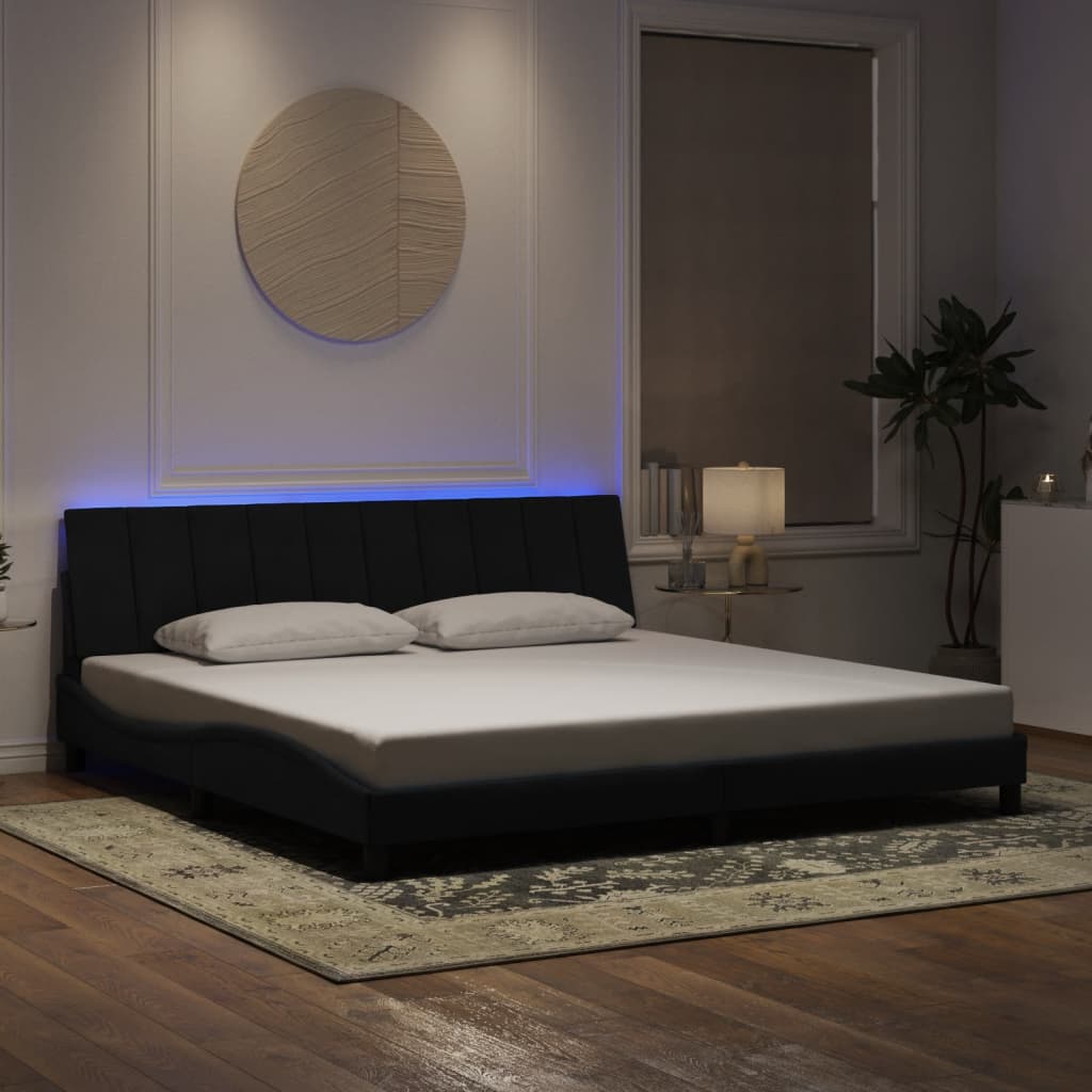 JUNG Vida Bettgestell mit LED ohne Matratze "Hanko" Schwarz 200x200 cm Samt