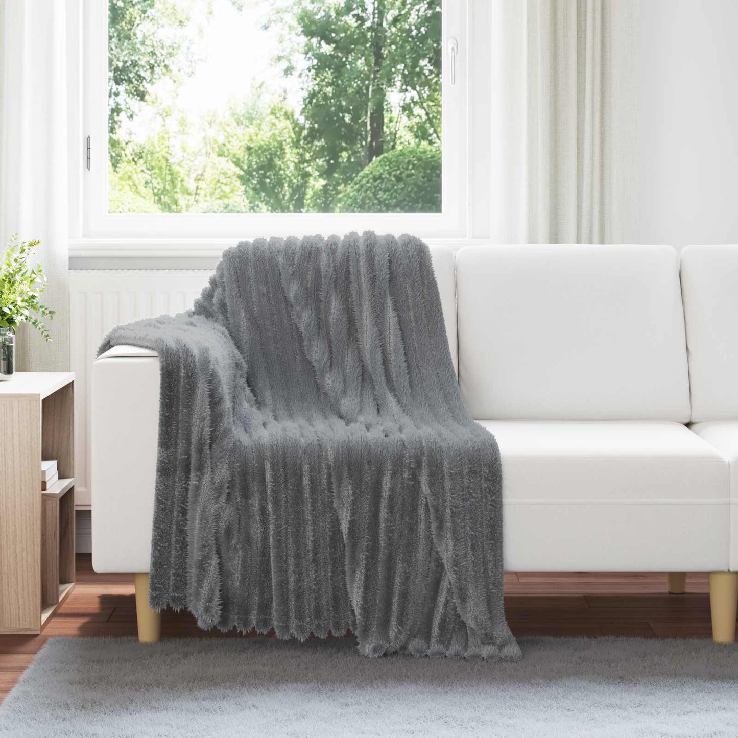 JUNG Vida Überwurfdecke Dunkelgrau 150 x 130 cm Fleece