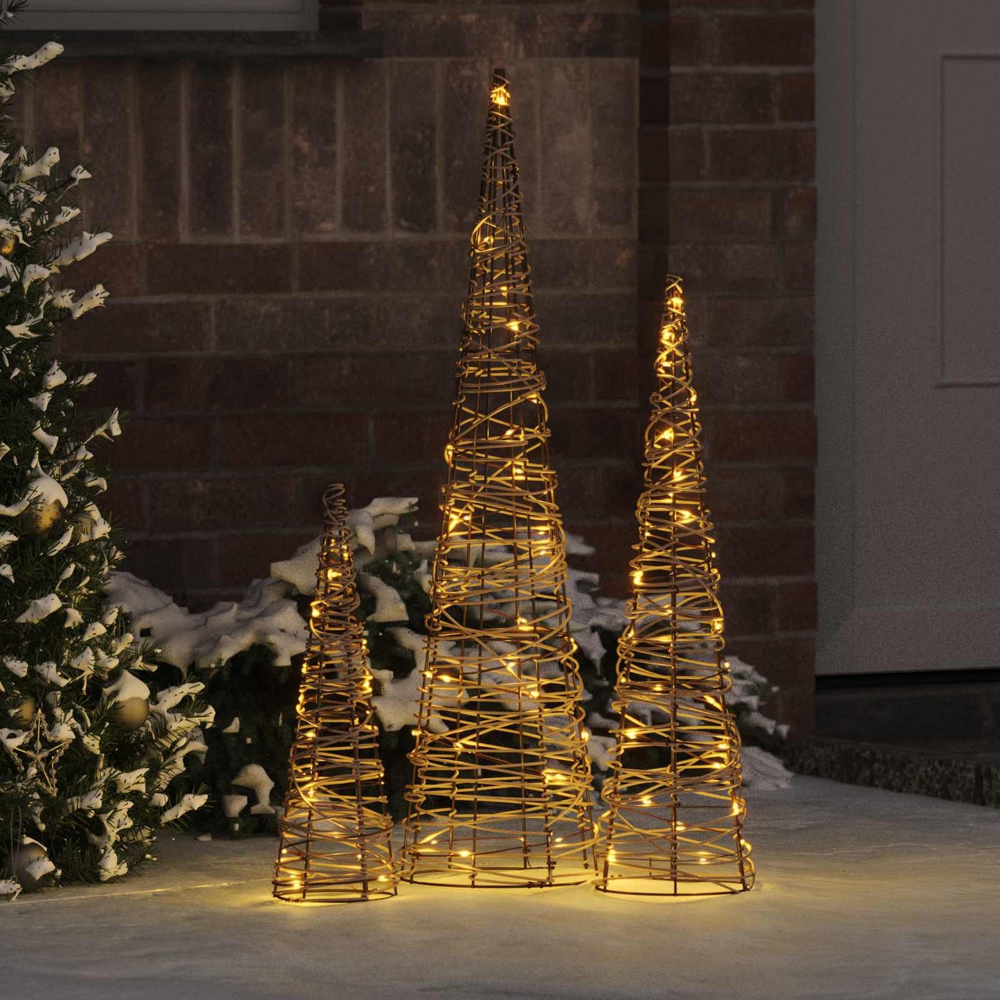JUNG Vida Weihnachtsbaum 3 pcs Warmweiß 20 x 20 x 80 cm Rattan