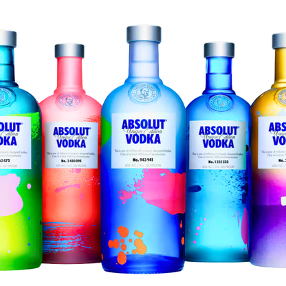 Absolut Vodka Unique 1L – Limitierte Edition 2012 - Einzelstück Flasche mit einzigartigem Design, Sammler-Wodka mit 40% Vol., Original-Vodka aus Schweden, Kunstflasche Geschenkidee