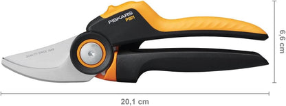 Fiskars X-series PowerGear Bypass-Gartenschere 20,1cm M P921 mit ergonomischem Rollgriff, Antihaft-Edelstahlklingen, für frische Äste, Zweige, Gartenschere 220 g, Schnittstärke 2,4 cm, Schwarz/Orange