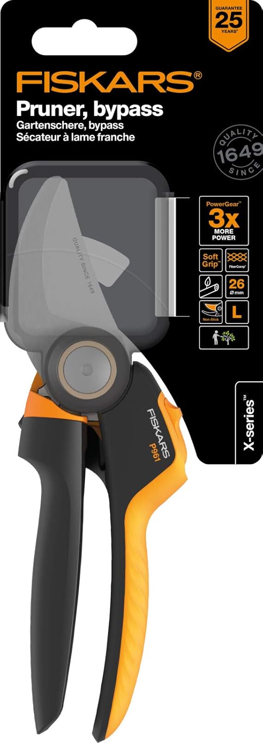 Fiskars X-series PowerGear Bypass-Gartenschere 22,2cm P961 mit ergonomischem Rollgriff, Edelstahl-Antihaftklingen, 2,6 cm Schnittdurchmesser, für frische Äste, robuste Gartenschere 222 g, Schwarz/Orange