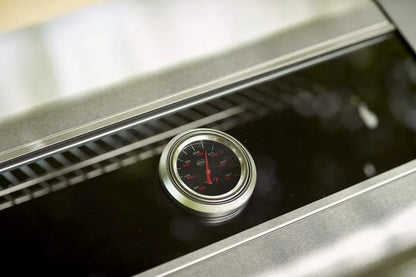 RÖSLE Gasgrill G3 Edelstahl Gasgrill BBQ-Station mit 3 Hauptbrennern, Gusseisenrost, Glaseinsatz im Deckel, Grillstation für Garten Balkon Terrasse, Gasgrill mit Stauraum und Zubehör
