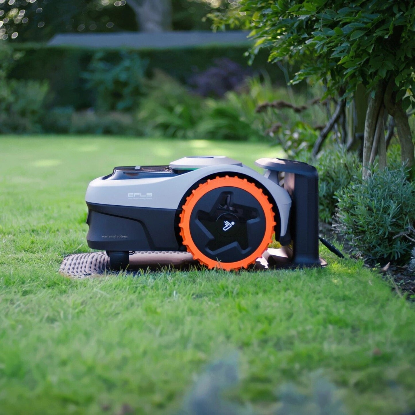 SEGWAY Navimow i105E Mähroboter mit GPS-RTK, KI-Kartierung & App-Steuerung 500m²