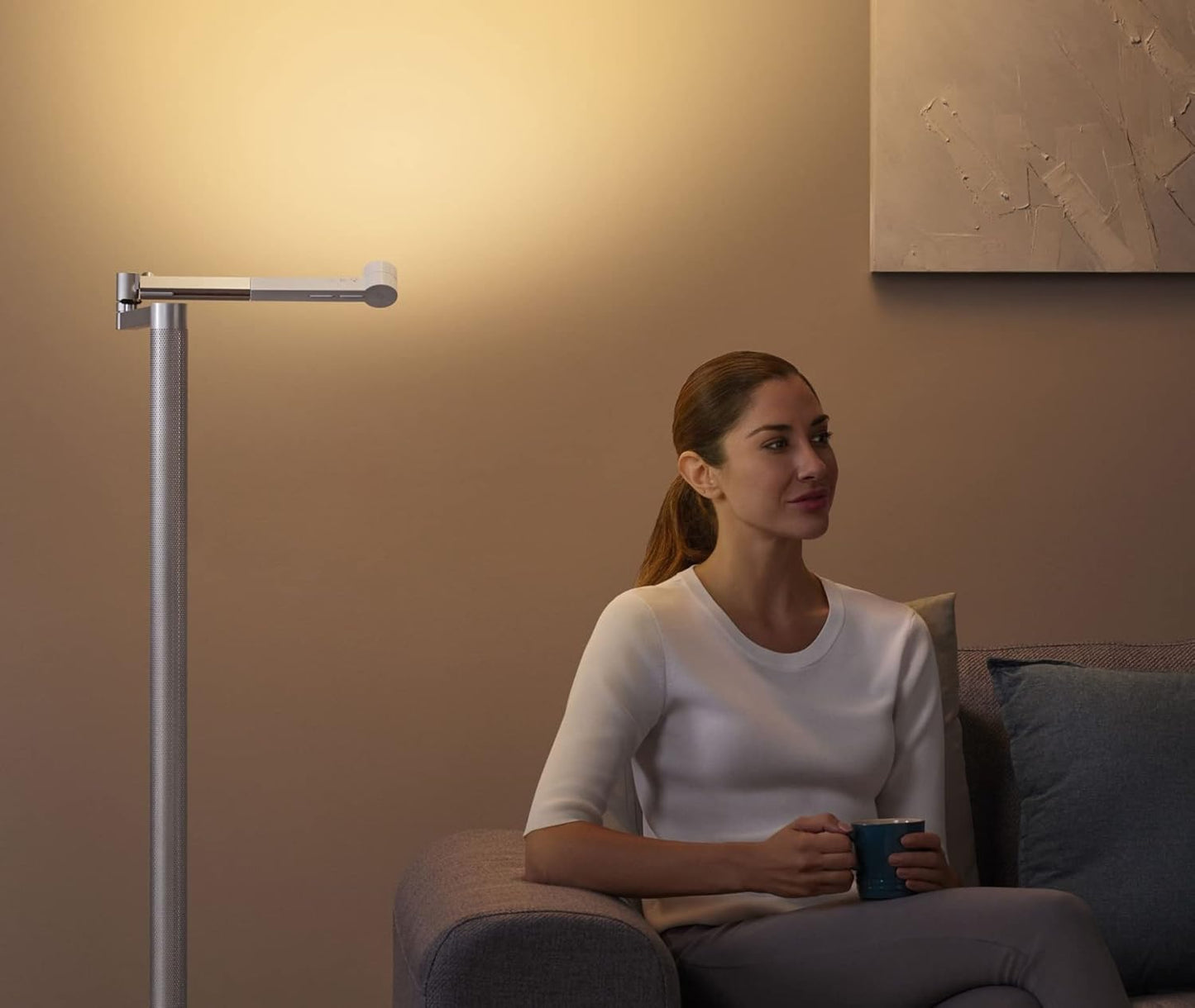 Dyson Solarcycle Morph™ Stehleuchte CF06 – Intelligente LED-Stehleuchte mit Anpassung der Helligkeit und Farbtemperatur, Aufwachmodus, Boost-Modus und bis zu 20 benutzerdefinierten Modi für optimale Beleuchtung