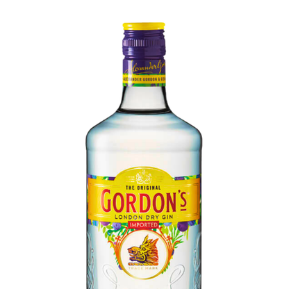Gordon’s Dry Gin 0,7l 37,5% Vol. 6er Alkohol Set – Klassischer London Dry Gin – 3x 0,7 Liter Flaschen – Botanischer Wacholder Gin – Feinaromatischer Gin mit Koriander, Zimt & Zitrusnoten Alcohol
