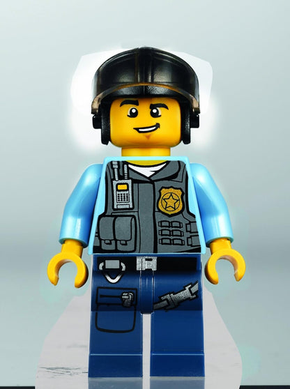 LEGO 301179 (60009) Polizei Hubschrauber Verfolgungsjagd Set mit Elite Polizei Pilot, Einbrecher Minifiguren, Auto, Schnellboot, Versteck mit Falltür, Pier Zubehör für Kinder, Action Spielzeug und Polizeieinsatz Abenteuer