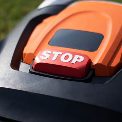 YARD FORCE Mähroboter NX60i mit App-Steuerung, Mow-on-Demand, bürstenlosem Motor, Ultraschallsensor, Regensensor und Zubehör für automatische Rasenpflege bis 600 m²