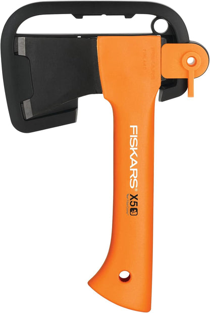 Fiskars Freizeitbeil X5-XXS Kompaktbeil 564g mit Antihaft-Stahlklinge und Glasfasergriff, Holzbeil für Anzündholz und Schnitzen, Outdoor-Kompaktaxt mit Transportschutz, 23 cm, Schwarz/Orange, 1015617
